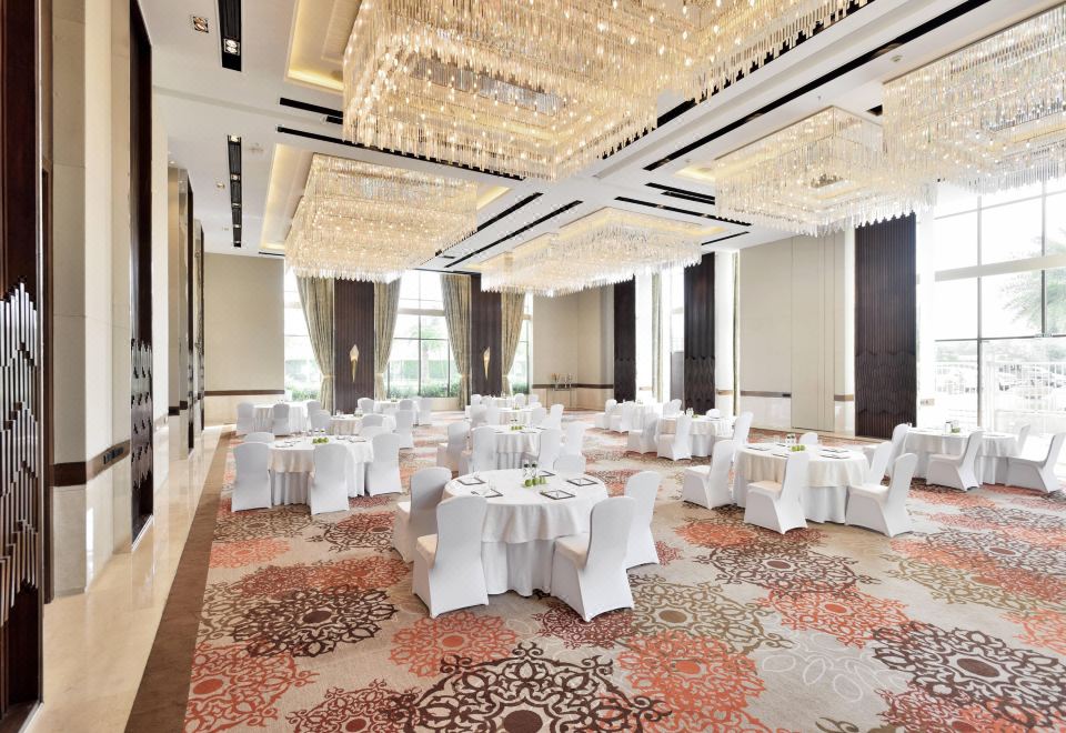 호텔 아툴리아 타지 위치