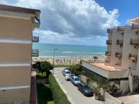 Vacation House Sea View (at 50mt) Hotels near Crazyfly Paracadutismo Nettuno