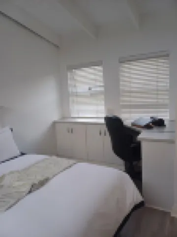 Cosy 2 bedroom apartment in a prominent area of East London Nahoon Các khách sạn ở 