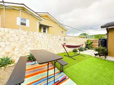 Jhadano Villa 3Br Pool Shuttle 3 Mins to Beach Các khách sạn ở Corral Spring
