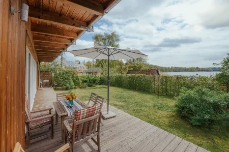 Lakeview 1 dream apartment on Lake Salem child-friendly W-LAN