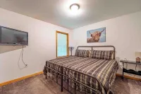 Cabin in Cheboygan- A Northern Outdoor Experience