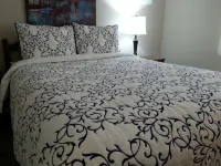 Butte Bungalow Home, Close to uptown- 2 bdrm, 2 bath, No Cleaning fee