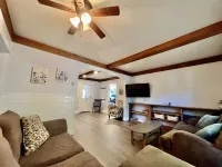 10 minutes to Boyne Mt.