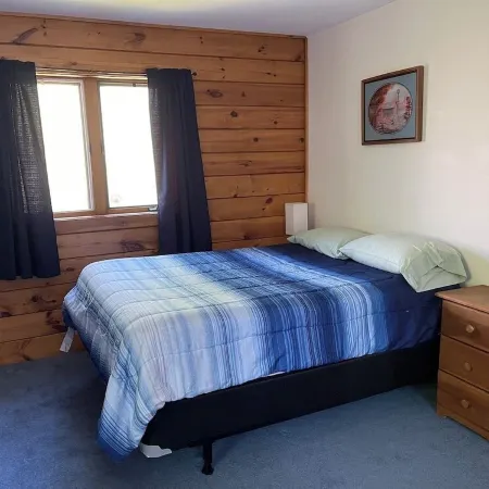 Great Pond Waterfront: Dog-friendly Home Near Colby College