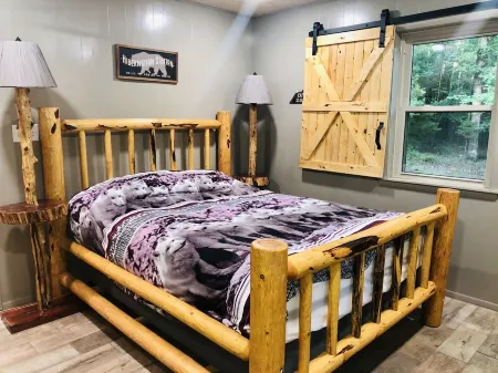 Nichols Mountain ATV Hideaway Отели в г. Гэп Спрингс Тауншип