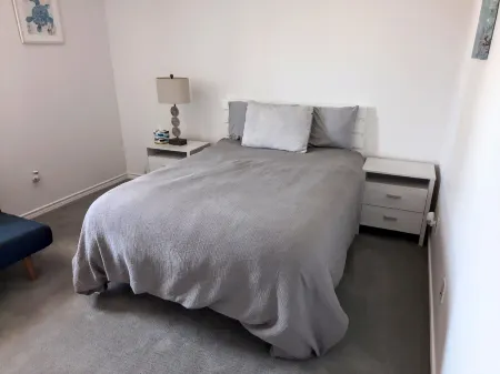 Corner Cove  -- Private Heated Pool, Beach, Kayaks, Fishing, and More!