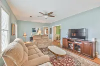 BEE in BRENHAM Holiday Cottage - Premium location walking distance to downtown