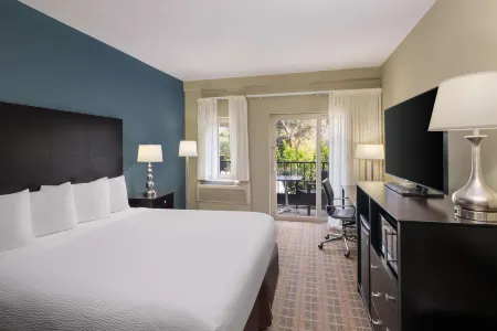 La Cuesta Inn, BW Signature Collection Отели рядом с достопримечательностью «Государственный университет Калифорния Политекник»