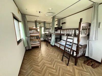Kobe Guesthouse Hotel dekat Kobe City University of Foreign Studies