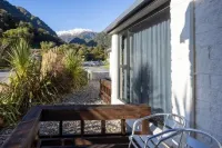 Alpine Glacier Motel - Bữa sáng