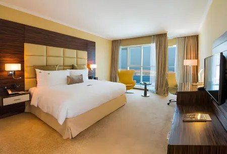 Jannah Burj Al Sarab Отели рядом с достопримечательностью «Нью Йорк Юниверсити Абу-Даби»