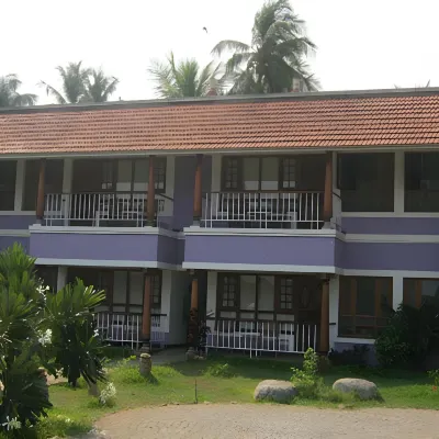 Nalla Eco Beach Resort Hotels near Pondicherry University Beach