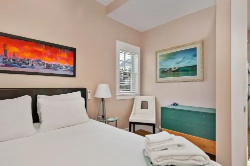 Newly Updated Condo w/ Pool - Steps to Boatslip!
