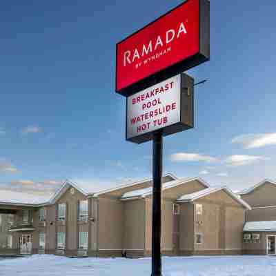 Ramada by Wyndham Cranbrook Hotel Exterior