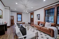 Downtown Tulsa’s Emerald on Carson
