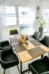 Windland apartment house on Lake Goitzsche for 8 people with lake view Hotels in Muldestausee