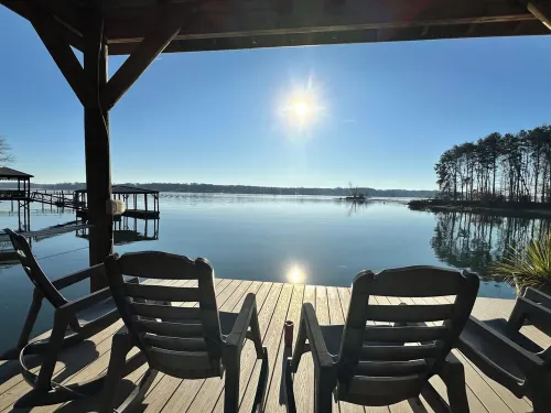 Perfect for Your Family Gathering - Great Views, Free Kayaks, Sups, More!