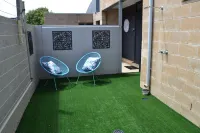 Top Location - 5 minute walk to Beach. Short stroll to Main Street. Perfect! Отели рядом с достопримечательностью «BIG4 Ingenia Holidays Queenscliff Beacon»