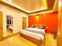 جوروم و و وج بي مول رود ناينيتال