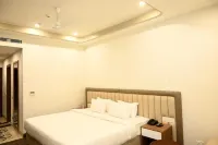 圖爾西巴萬, 阿約提亞 Ammaji Mandir附近的飯店