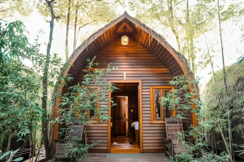 Bamboo Bungalow Hotels in Kampot