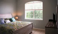 Your next magical getaway! Spacious 3 bedroom, 2 bath condo with pool access!
