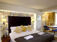Dalma Old Town - Castelo Hotels near Lisbon Water Museum