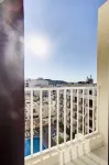 The Village Apartments فنادق في سانت بول باي