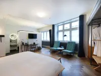 Marktgasse Hotel Hotels near Buerkliplatz