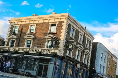 St Christopher's Greenwich Отели рядом со станцией Woolwich Arsenal