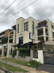 Wollongong Serviced Apartments Hotel dekat Fresh on Crown Caffe