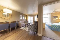 Capistrano SurfSide Inn - Parking