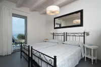 Residence Arca Các khách sạn gần Lungolago di Bardolino