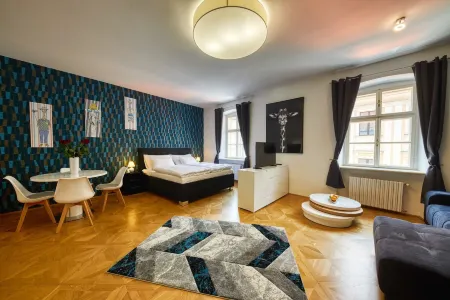 Aapartamentoos Отели рядом со станцией Главная станция Братиславы