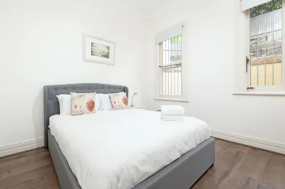 Stunning Sydney Home 1 Hotels near The Day Spa by Chuan