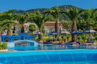 Filerimos Village Hotel - Yüzme Havuzu