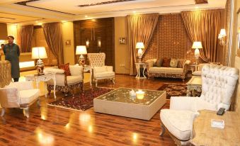 Shelton's Rezidor Swat