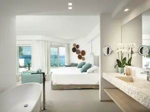 Gabbiano Azzurro Hotel & Suites