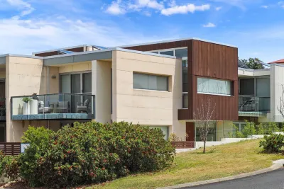 Alouarn Apartments Hotels near Flinders Bay Jetty