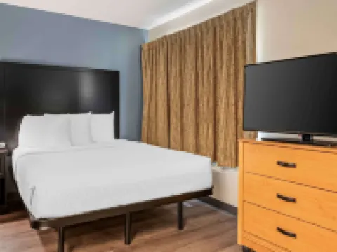 Extended Stay America Suites - Cincinnati - Blue Ash - Reed Hartman Hotels in Blue Ash