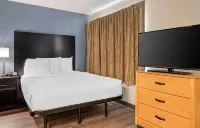 Extended Stay America Suites - Cincinnati - Blue Ash - Reed Hartman