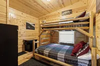 A Bearadise - Tiny Houses