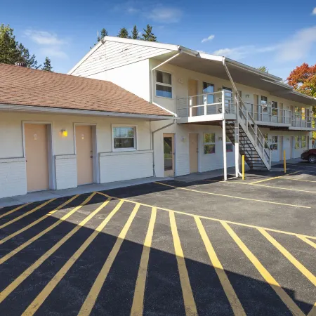 The Springwater Inn Motel