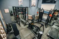 555 Hotel Clubbing Adults Only - Gym