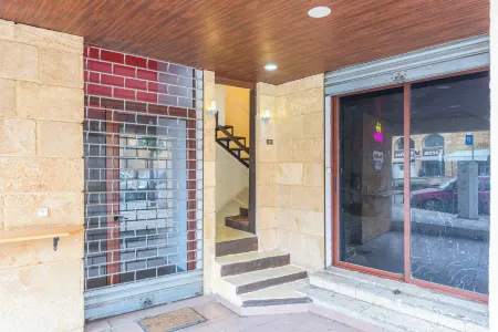 Timberwood Studio in Batroun Отели в г. Batroun