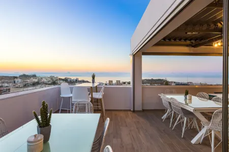 Menta City Boutique Hotel Отели рядом с достопримечательностью «Rethymno Cruises»