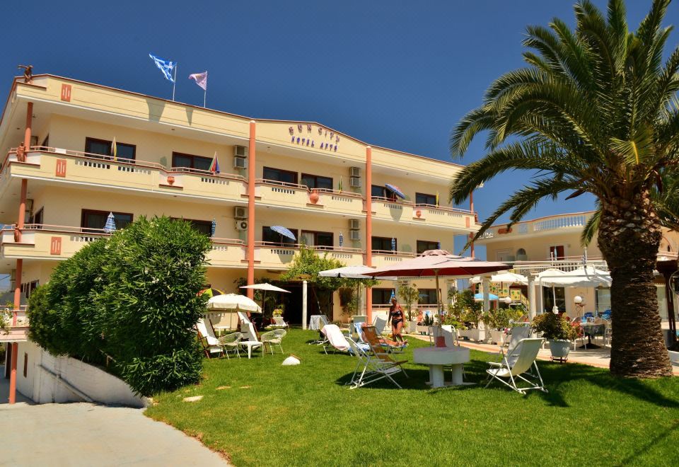 hotel overview picture