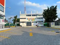 Puebla Inn Express - Bãi đậu xe