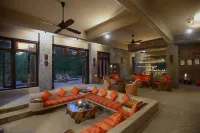 Pugdundee Safaris - Kanha Earth Lodge Hotels in Bhilewani